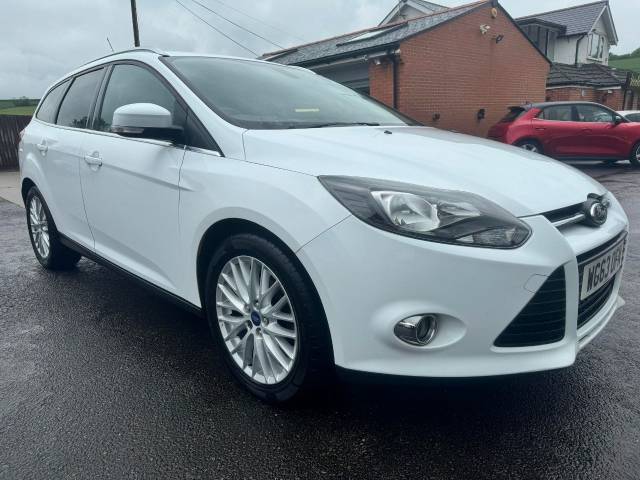 Ford Focus 1.0 125 EcoBoost Zetec 5dr Estate Estate Petrol White