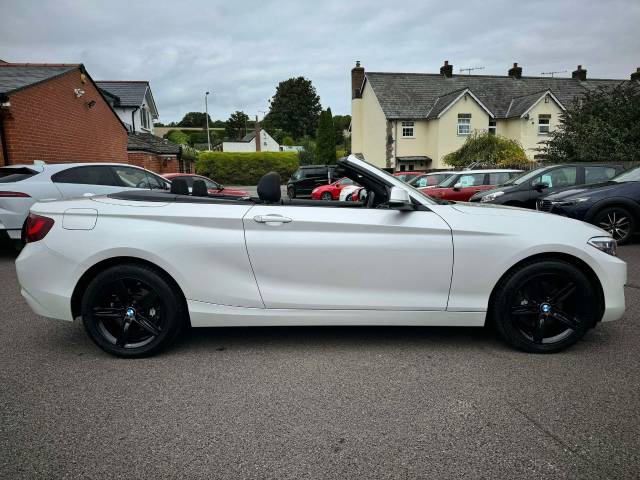 BMW 2 Series 2.0 220d Sport 2dr Convertible Diesel White