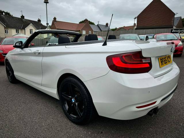 BMW 2 Series 2.0 220d Sport 2dr Convertible Diesel White