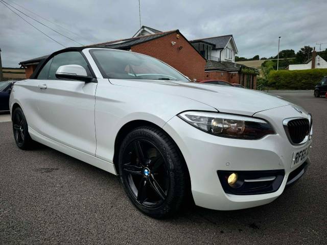 BMW 2 Series 2.0 220d Sport 2dr Convertible Diesel White