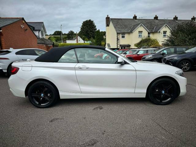 BMW 2 Series 2.0 220d Sport 2dr Convertible Diesel White