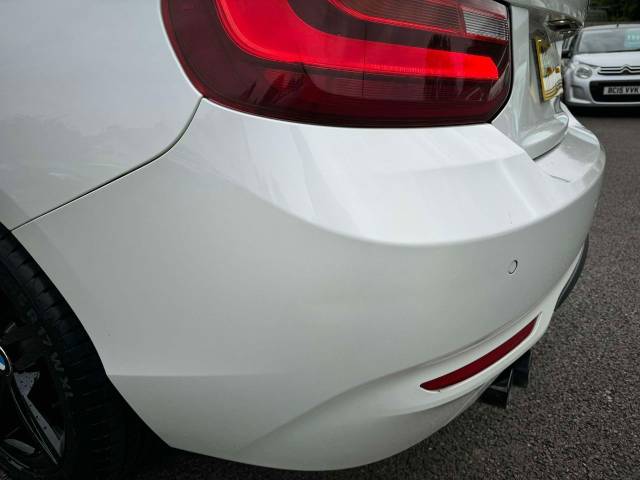 BMW 2 Series 2.0 220d Sport 2dr Convertible Diesel White