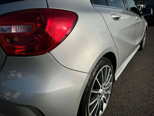 Mercedes-Benz A Class 2.1 A220 CDI AMG Sport 5dr Auto Hatchback Diesel Silver