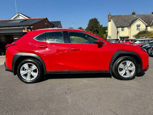 Lexus Ux 250h 2.0 5dr CVT [without Nav] Estate Petrol / Electric Hybrid Red