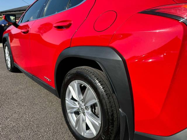 Lexus Ux 250h 2.0 5dr CVT [without Nav] Estate Petrol / Electric Hybrid Red