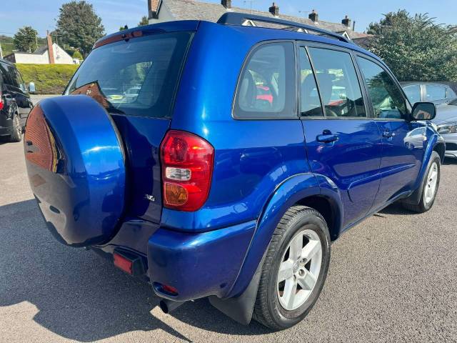 Toyota Rav-4 2.0 D-4D XT4 5dr Estate Diesel Blue