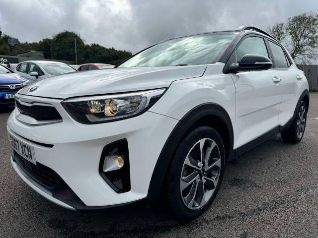 Kia Stonic 1.0T GDi First Edition 5dr Hatchback Petrol White