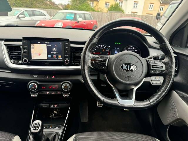 Kia Stonic 1.0T GDi First Edition 5dr Hatchback Petrol White