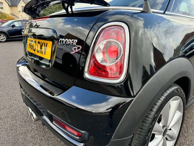 Mini Coupe 2.0 Cooper S D 3dr Coupe Diesel Black