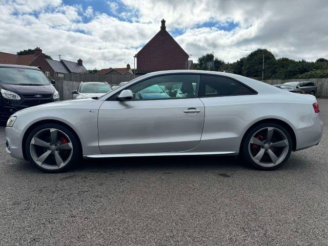 Audi A5 2.0 TDI Black Edition 2dr [Start Stop] (2011 Coupe Diesel Silver