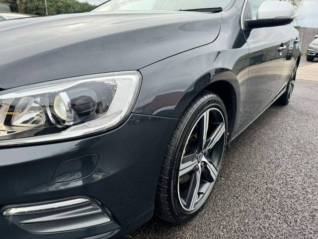 Volvo V60 2.0 D4 [190] R DESIGN Lux Nav 5dr Geartronic [Ltr] Estate Diesel Grey