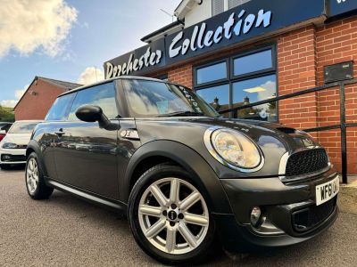 Mini Hatchback 2.0 Cooper S D 3dr Hatchback Diesel GreyMini Hatchback 2.0 Cooper S D 3dr Hatchback Diesel Grey at Dorchester Collection Dorchester