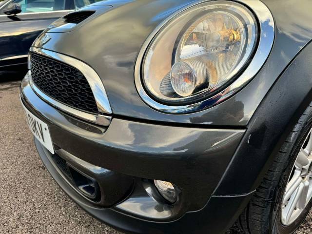 Mini Hatchback 2.0 Cooper S D 3dr Hatchback Diesel Grey