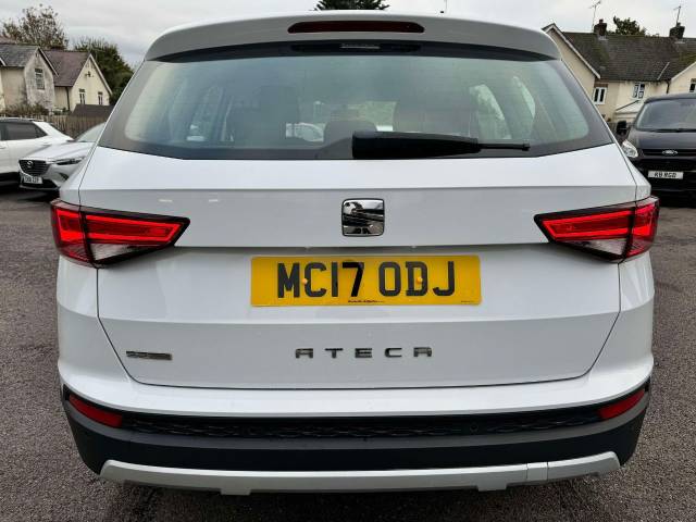 SEAT Ateca 1.6 TDI Ecomotive SE Technology 5dr Hatchback Diesel White