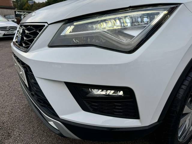 SEAT Ateca 1.6 TDI Ecomotive SE Technology 5dr Hatchback Diesel White