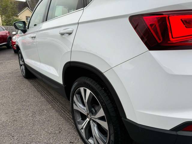 SEAT Ateca 1.6 TDI Ecomotive SE Technology 5dr Hatchback Diesel White