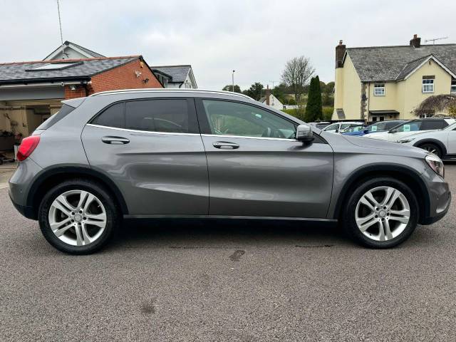 Mercedes-Benz GLA 2.1 GLA 220 CDI 4Matic SE 5dr Auto [Executive] Estate Diesel Grey