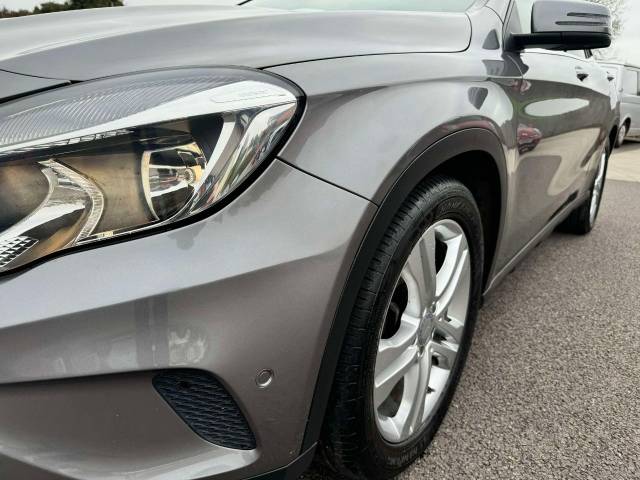 Mercedes-Benz GLA 2.1 GLA 220 CDI 4Matic SE 5dr Auto [Executive] Estate Diesel Grey