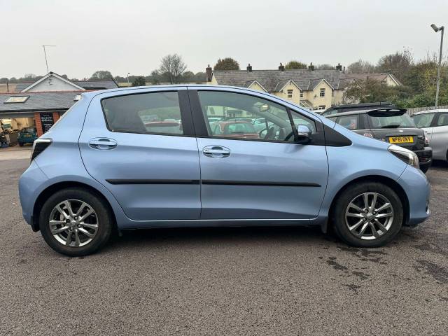 Toyota Yaris 1.33 VVT-i Icon+ 5dr Hatchback Petrol Blue