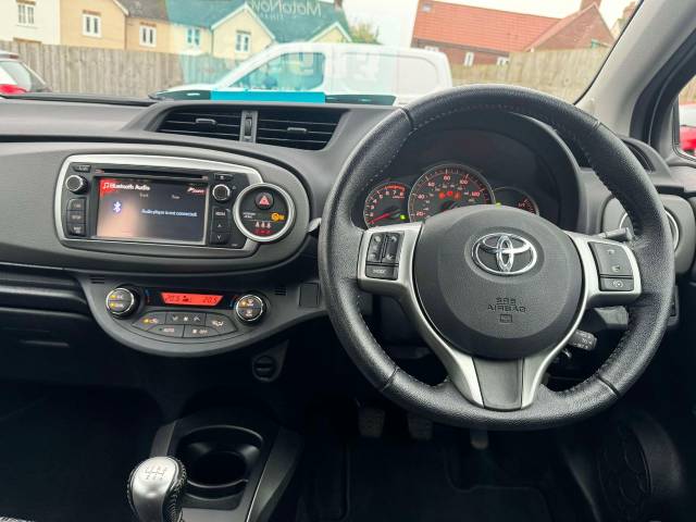 Toyota Yaris 1.33 VVT-i Icon+ 5dr Hatchback Petrol Blue