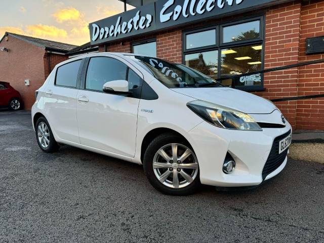 Toyota Yaris 1.5 VVT-i Hybrid Icon+ 5dr CVT Hatchback Hybrid White