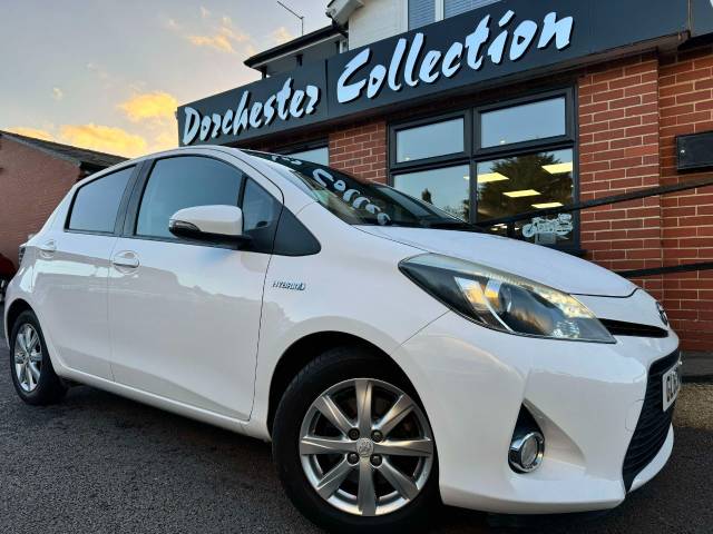 Toyota Yaris 1.5 VVT-i Hybrid Icon+ 5dr CVT Hatchback Hybrid White