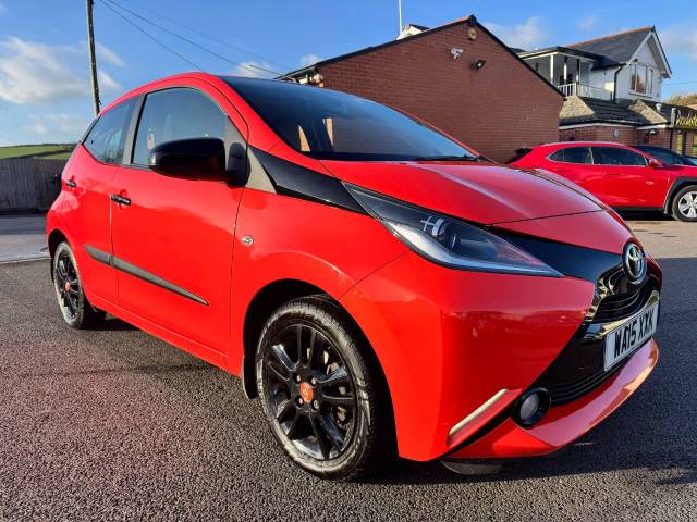 Toyota Aygo 1.0 VVT-i X-Cite 5dr x-shift Hatchback Petrol Orange