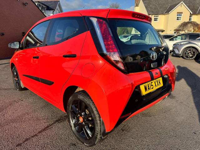 Toyota Aygo 1.0 VVT-i X-Cite 5dr x-shift Hatchback Petrol Orange