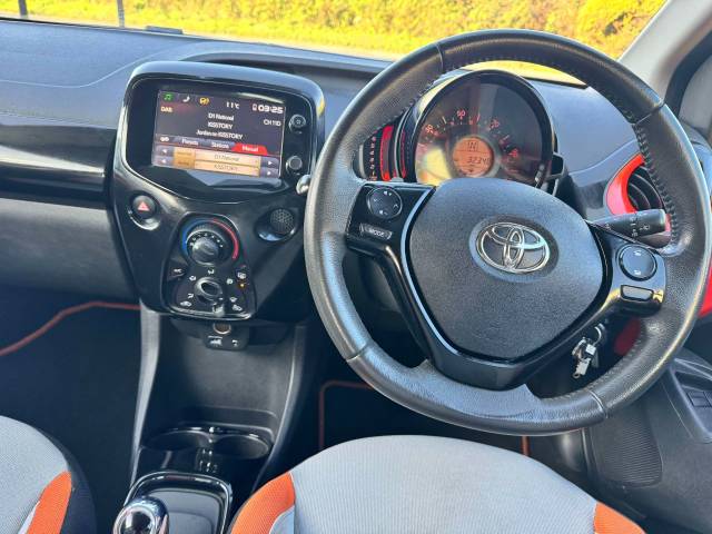 Toyota Aygo 1.0 VVT-i X-Cite 5dr x-shift Hatchback Petrol Orange