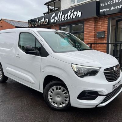 Vauxhall Combo Van 2300 1.5 Turbo D 100ps H1 Pro Van Commercial Diesel WhiteVauxhall Combo Van 2300 1.5 Turbo D 100ps H1 Pro Van Commercial Diesel White at Dorchester Collection Dorchester