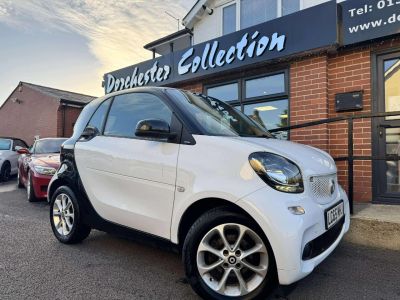 Smart Fortwo Coupe 1.0 Passion 2dr Auto Coupe Petrol WhiteSmart Fortwo Coupe 1.0 Passion 2dr Auto Coupe Petrol White at Dorchester Collection Dorchester