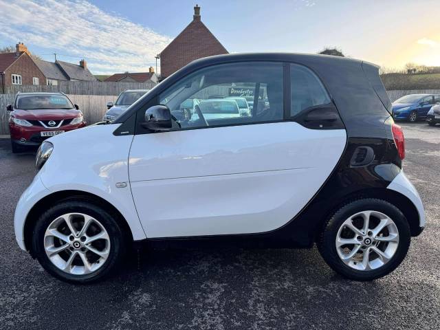 Smart Fortwo Coupe 1.0 Passion 2dr Auto Coupe Petrol White