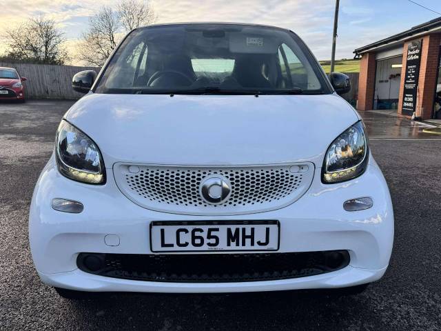 Smart Fortwo Coupe 1.0 Passion 2dr Auto Coupe Petrol White