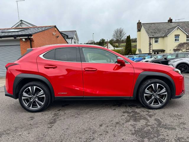 Lexus Ux 250h 2.0 5dr CVT (PREMIUM PACK) Estate Petrol / Electric Hybrid Red