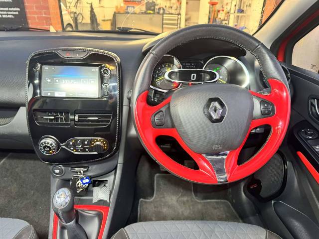 Renault Clio 0.9 TCE 90 Dynamique S MediaNav Energy 5dr Hatchback Petrol Red